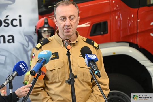 Pow. krasnostawski. Ponad pół miliona złotych dla strażaków. Środki mają wzmocnić bezpieczeństwo mieszkańców [GALERIA ZDJĘĆ] 