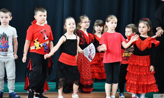 Hiszpańska fiesta w krasnostawskiej „Piątce” [GALERIA ZDJĘĆ] 