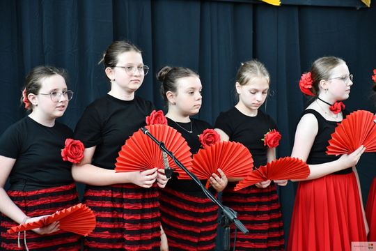 Hiszpańska fiesta w krasnostawskiej „Piątce” [GALERIA ZDJĘĆ] 