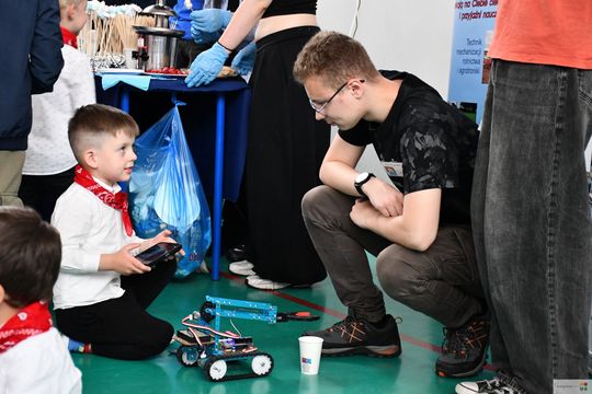 Hiszpańska fiesta w krasnostawskiej „Piątce” [GALERIA ZDJĘĆ] 