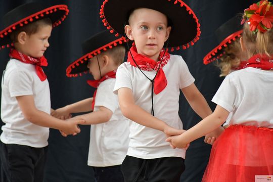 Hiszpańska fiesta w krasnostawskiej „Piątce” [GALERIA ZDJĘĆ] 