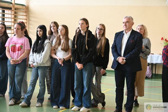 Pow. krasnostawski. Plener malarski w „Jagielle”. Młodzi artyści zaprezentowali swoje prace [GALERIA ZDJĘĆ] 