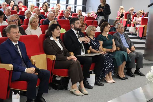Szkoła, która połączyła pokolenia. Chełmska "Jedynka" obchodzi 110-lecie [GALERIA ZDJĘĆ] 