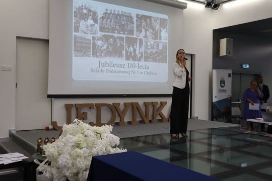 Szkoła, która połączyła pokolenia. Chełmska "Jedynka" obchodzi 110-lecie [GALERIA ZDJĘĆ] 