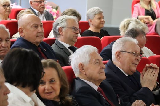 Szkoła, która połączyła pokolenia. Chełmska "Jedynka" obchodzi 110-lecie [GALERIA ZDJĘĆ] 