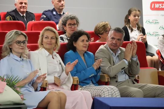 Szkoła, która połączyła pokolenia. Chełmska "Jedynka" obchodzi 110-lecie [GALERIA ZDJĘĆ] 