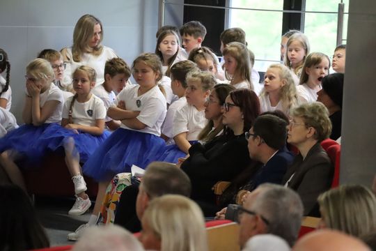 Szkoła, która połączyła pokolenia. Chełmska "Jedynka" obchodzi 110-lecie [GALERIA ZDJĘĆ] 