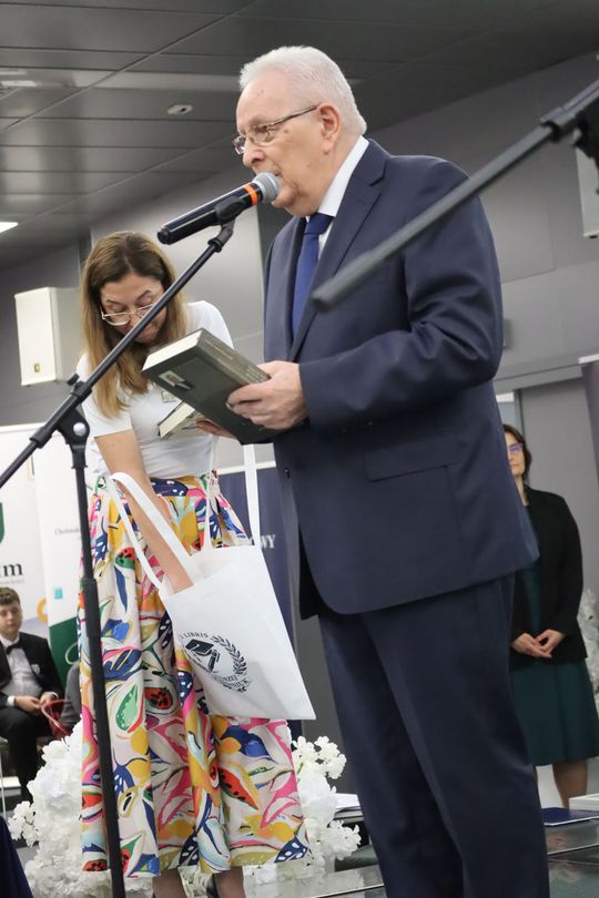 Szkoła, która połączyła pokolenia. Chełmska "Jedynka" obchodzi 110-lecie [GALERIA ZDJĘĆ] 