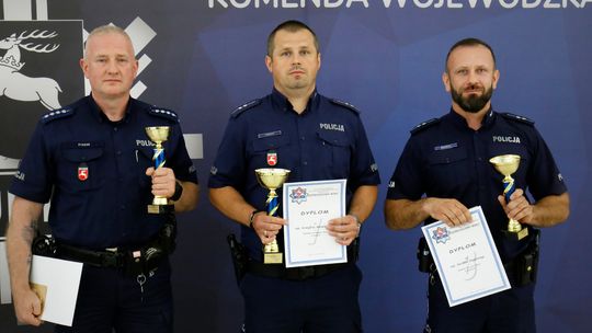 Chełmski policjant na podium. Sukces w prestiżowym konkursie „Dzielnicowy Roku” [ZDJĘCIA]