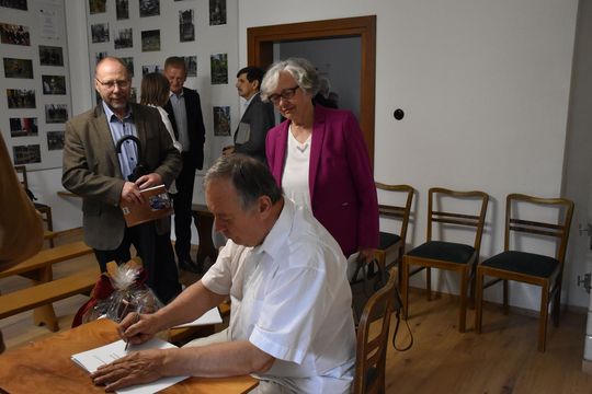 Gm. Fajsławice. Spotkanie z historią i lokalnym dziedzictwem. Promocja książki Janusza Szwajewskiego [GALERIA ZDJĘĆ]