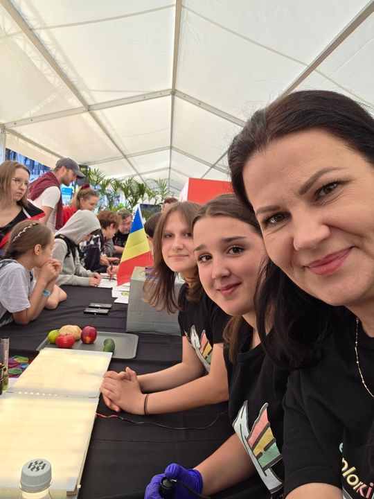 Gm. Sawin. Młodzi odkrywcy z „Eksplorek” na największym pikniku naukowym w Europie [GALERIA ZDJĘĆ] 