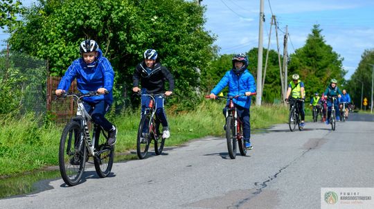 Pow. krasnostawski. Rowerzyści, regionalne smaki i rodzinna zabawa [GALERIA ZDJĘĆ]