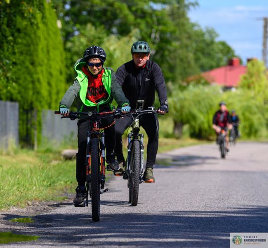 Pow. krasnostawski. Rowerzyści, regionalne smaki i rodzinna zabawa [GALERIA ZDJĘĆ]
