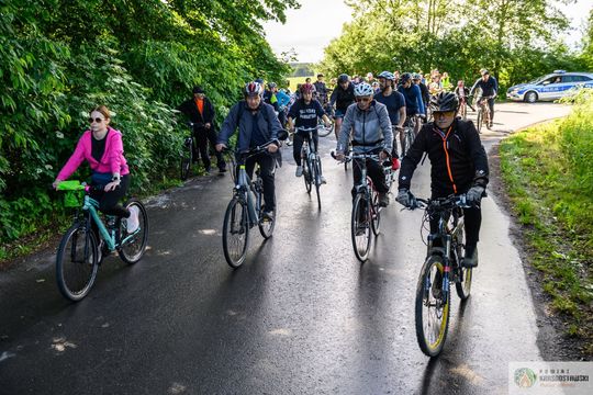 Pow. krasnostawski. Rowerzyści, regionalne smaki i rodzinna zabawa [GALERIA ZDJĘĆ]