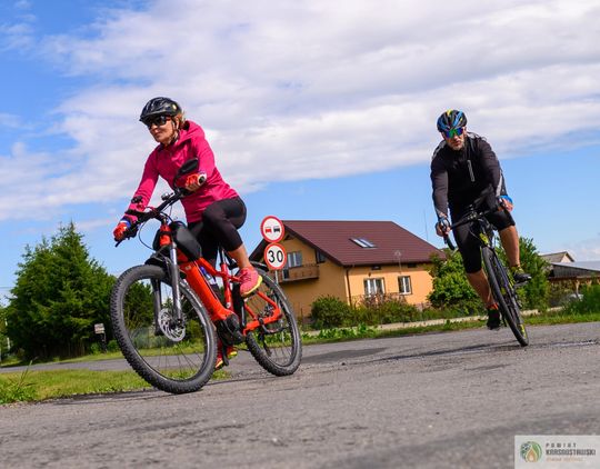 Pow. krasnostawski. Rowerzyści, regionalne smaki i rodzinna zabawa [GALERIA ZDJĘĆ]