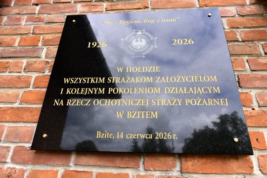 Pow. krasnostawski. 100 lat służby i oddania. Jubileusz OSP w Bzitem [GALERIA ZDJĘĆ] 