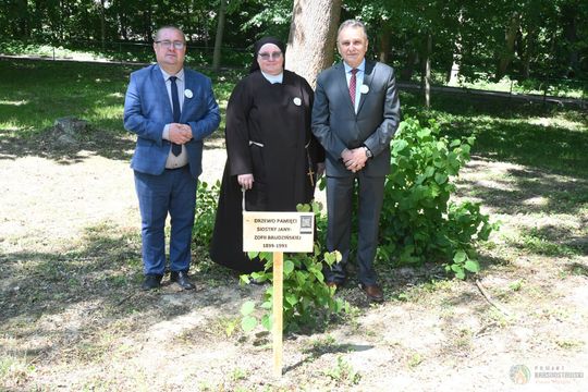 Śladami Kardynała Stefana Wyszyńskiego. W Kraśniczynie otwarto nową ścieżkę edukacyjną [GALERIA ZDJĘĆ]