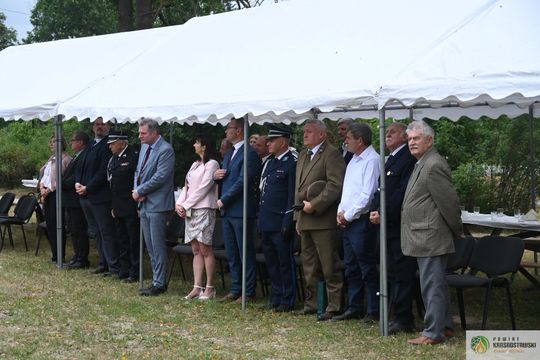 Gm. Gorzków. 100 lat służby i tradycji. Jubileusz OSP Piaski Szlacheckie zgromadził strażaków i mieszkańców [GALERIA ZDJĘĆ]