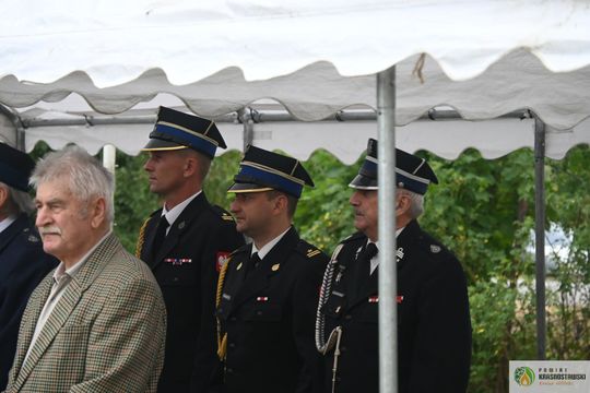 Gm. Gorzków. 100 lat służby i tradycji. Jubileusz OSP Piaski Szlacheckie zgromadził strażaków i mieszkańców [GALERIA ZDJĘĆ]