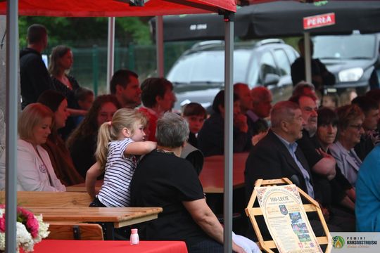 Gm. Gorzków. 100 lat służby i tradycji. Jubileusz OSP Piaski Szlacheckie zgromadził strażaków i mieszkańców [GALERIA ZDJĘĆ]