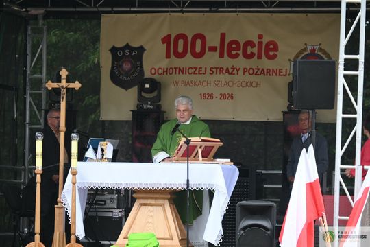 Gm. Gorzków. 100 lat służby i tradycji. Jubileusz OSP Piaski Szlacheckie zgromadził strażaków i mieszkańców [GALERIA ZDJĘĆ]