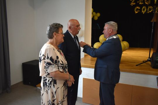 Złote Gody w gminie Żółkiewka. Medale i podziękowania dla par z 50-letnim stażem [GALERIA ZDJĘĆ] 