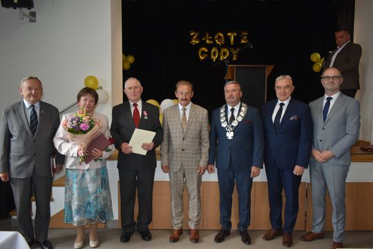 Złote Gody w gminie Żółkiewka. Medale i podziękowania dla par z 50-letnim stażem [GALERIA ZDJĘĆ] 