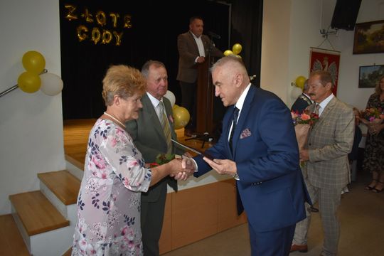 Złote Gody w gminie Żółkiewka. Medale i podziękowania dla par z 50-letnim stażem [GALERIA ZDJĘĆ] 