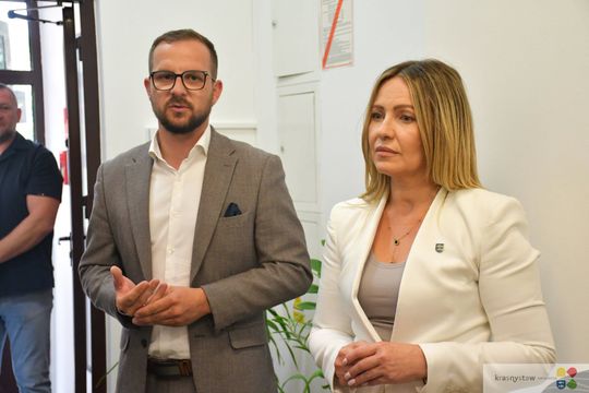 Krasnystaw. Centrum Usług Wspólnych oficjalnie otwarte. Ma usprawnić obsługę miejskiej oświaty [GALERIA ZDJĘĆ] 