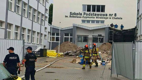 Pożar w Szkole Podstawowej nr 8 w Chełmie. Konieczna była ewakuacja [ZDJĘCIA]