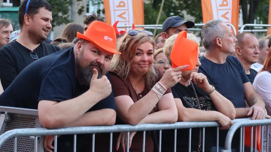 Chełm bawił się do późnego wieczora! „Lato z Radiem i Telewizją Polską” przyciągnęło tłumy [GALERIA ZDJĘĆ]