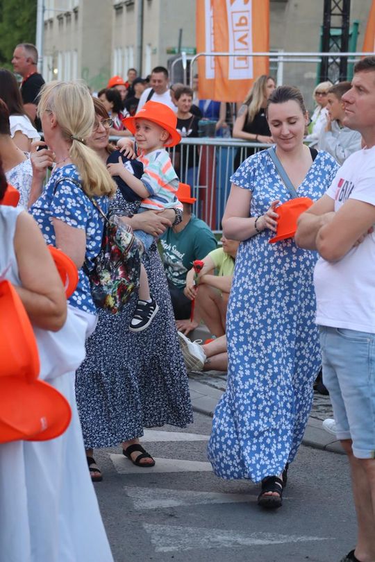 Chełm bawił się do późnego wieczora! „Lato z Radiem i Telewizją Polską” przyciągnęło tłumy [GALERIA ZDJĘĆ] 