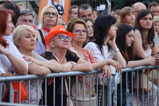 Chełm bawił się do późnego wieczora! „Lato z Radiem i Telewizją Polską” przyciągnęło tłumy [GALERIA ZDJĘĆ] 