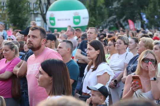 Chełm bawił się do późnego wieczora! „Lato z Radiem i Telewizją Polską” przyciągnęło tłumy [GALERIA ZDJĘĆ] 