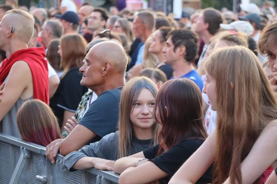 Chełm bawił się do późnego wieczora! „Lato z Radiem i Telewizją Polską” przyciągnęło tłumy [GALERIA ZDJĘĆ] 