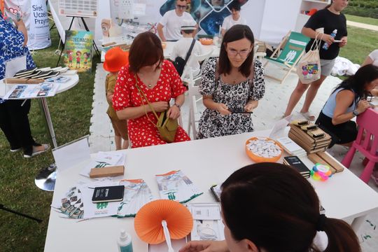 Chełm. Piknik Edukacyjny w ramach „Lato z Radiem i Telewizją Polską” w parku miejskim [GALERIA ZDJĘĆ] 