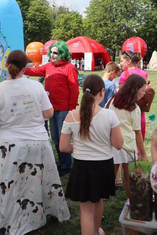 Chełm. Piknik Edukacyjny w ramach „Lato z Radiem i Telewizją Polską” w parku miejskim [GALERIA ZDJĘĆ] 