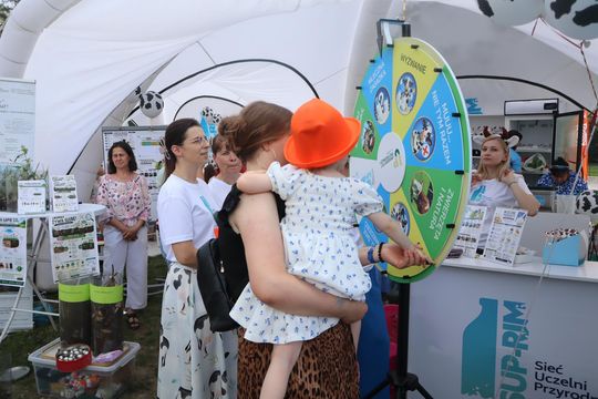 Chełm. Piknik Edukacyjny w ramach „Lato z Radiem i Telewizją Polską” w parku miejskim [GALERIA ZDJĘĆ] 