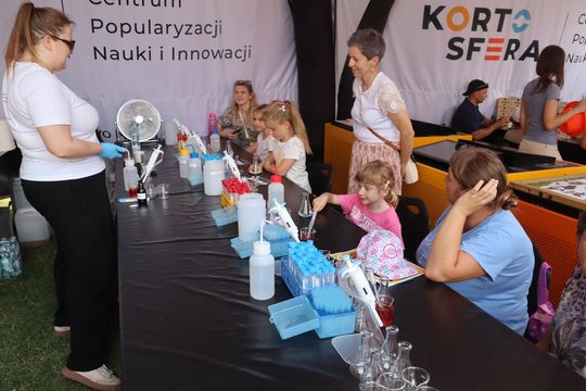 Chełm. Piknik Edukacyjny w ramach „Lato z Radiem i Telewizją Polską” w parku miejskim [GALERIA ZDJĘĆ] 