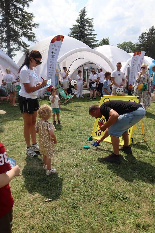 Chełm. Piknik Edukacyjny w ramach „Lato z Radiem i Telewizją Polską” w parku miejskim [GALERIA ZDJĘĆ] 