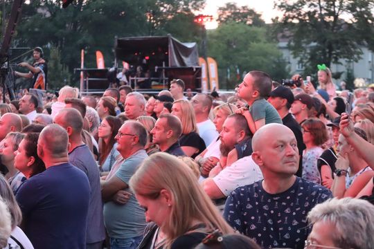 Chełm bawił się do późnego wieczora! „Lato z Radiem i Telewizją Polską” przyciągnęło tłumy [GALERIA ZDJĘĆ] 