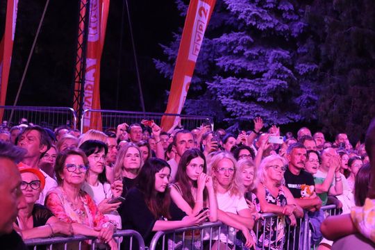 Chełm bawił się do późnego wieczora! „Lato z Radiem i Telewizją Polską” przyciągnęło tłumy [GALERIA ZDJĘĆ] 