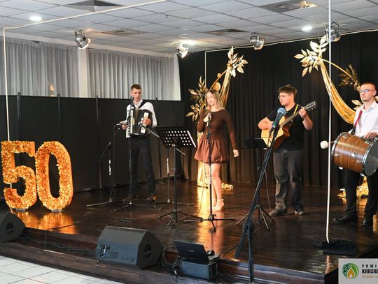 Wyjątkowy jubileusz w Siennicy Nadolnej. Pary świętowały złote i diamentowe gody [GALERIA ZDJĘĆ]