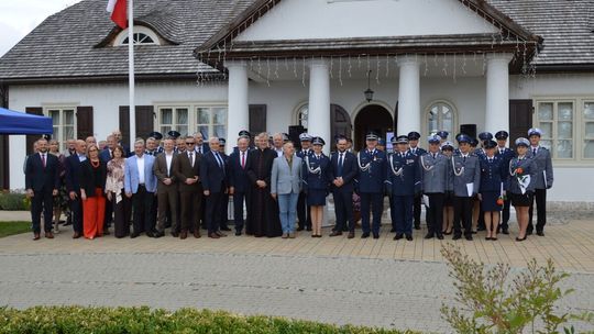 Święto Policji w Krasnymstawie. Uroczysty apel, awanse i podziękowania za służbę [GALERIA ZDJĘĆ]