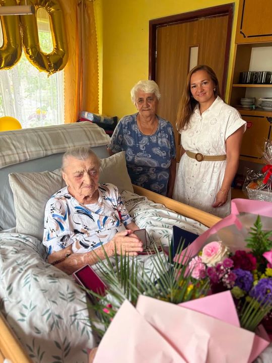 Gm. Izbica. 100 lat pani Genowefy. Wyjątkowy jubileusz mieszkanki gminy [GALERIA ZDJĘĆ] 
