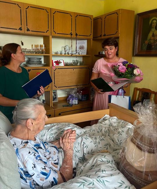 Gm. Izbica. 100 lat pani Genowefy. Wyjątkowy jubileusz mieszkanki gminy [GALERIA ZDJĘĆ] 