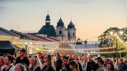 RETRO FEST w Chełmie! Zabawa na sto dwa! cz. IV [GALERIA ZDJĘĆ]