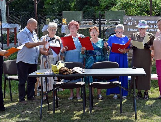 Radosny Dzień Seniora w Krasnem {GALERIA ZDJĘĆ]