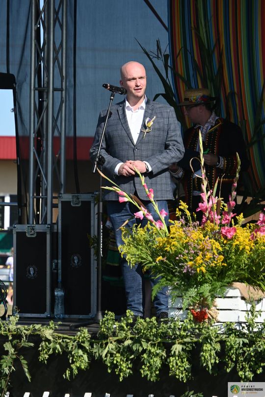 Święto Plonów w Gorzkowie. Mieszkańcy podziękowali za tegoroczne zbiory [GALERIA ZDJĘĆ] 