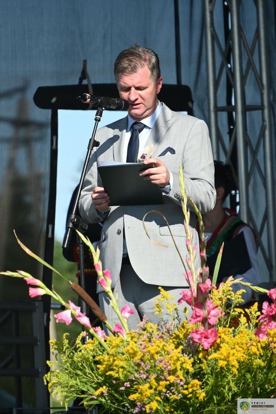Święto Plonów w Gorzkowie. Mieszkańcy podziękowali za tegoroczne zbiory [GALERIA ZDJĘĆ] 
